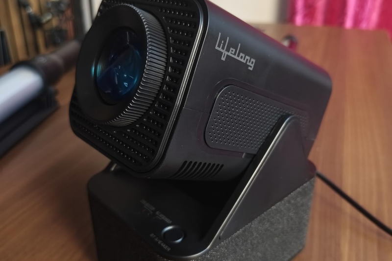 I Bought the Lifelong ROAR Projector Just for the Karaoke Feature